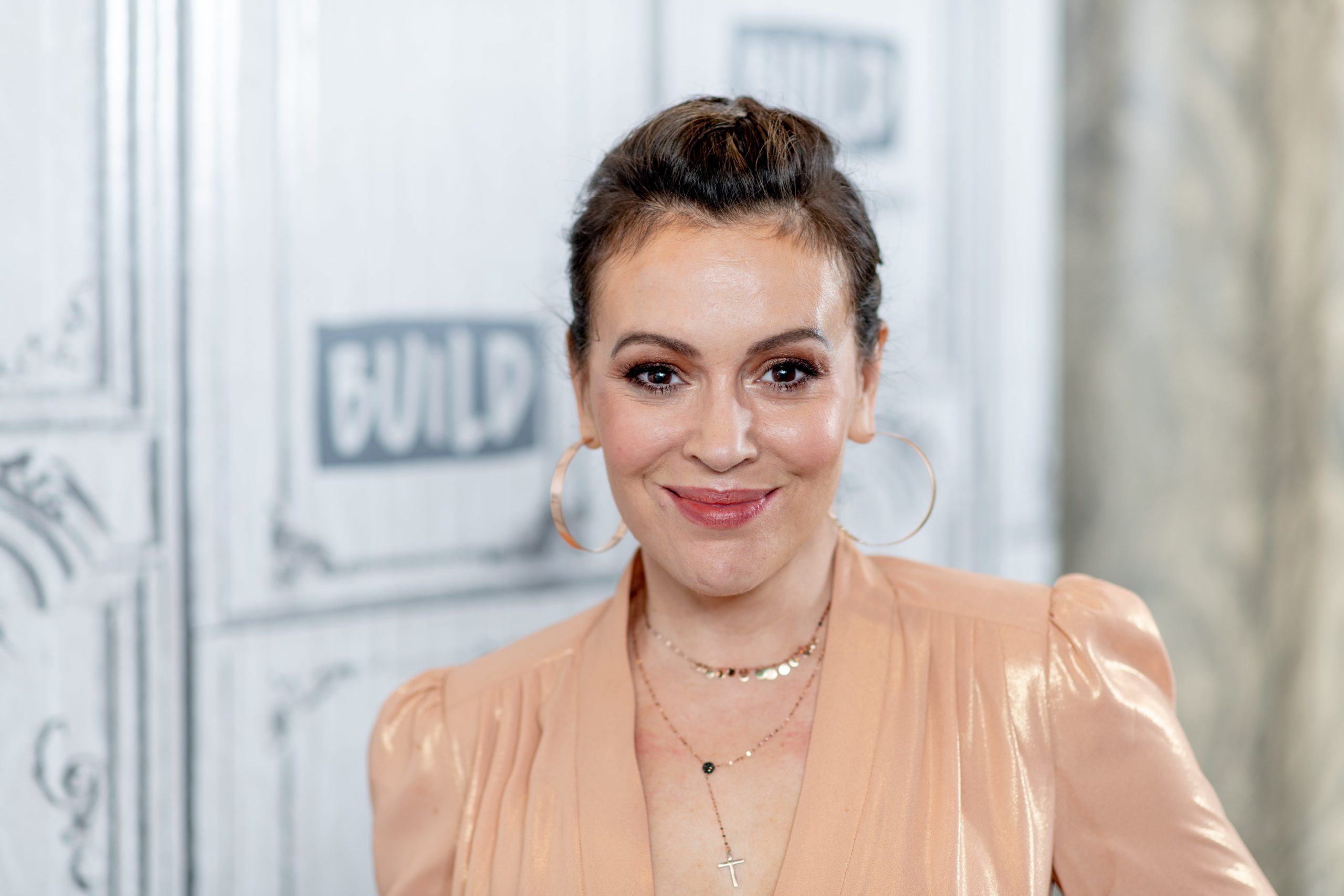 Alyssa Milano Shared Hair Loss She Believes Was Caused by COVID-19