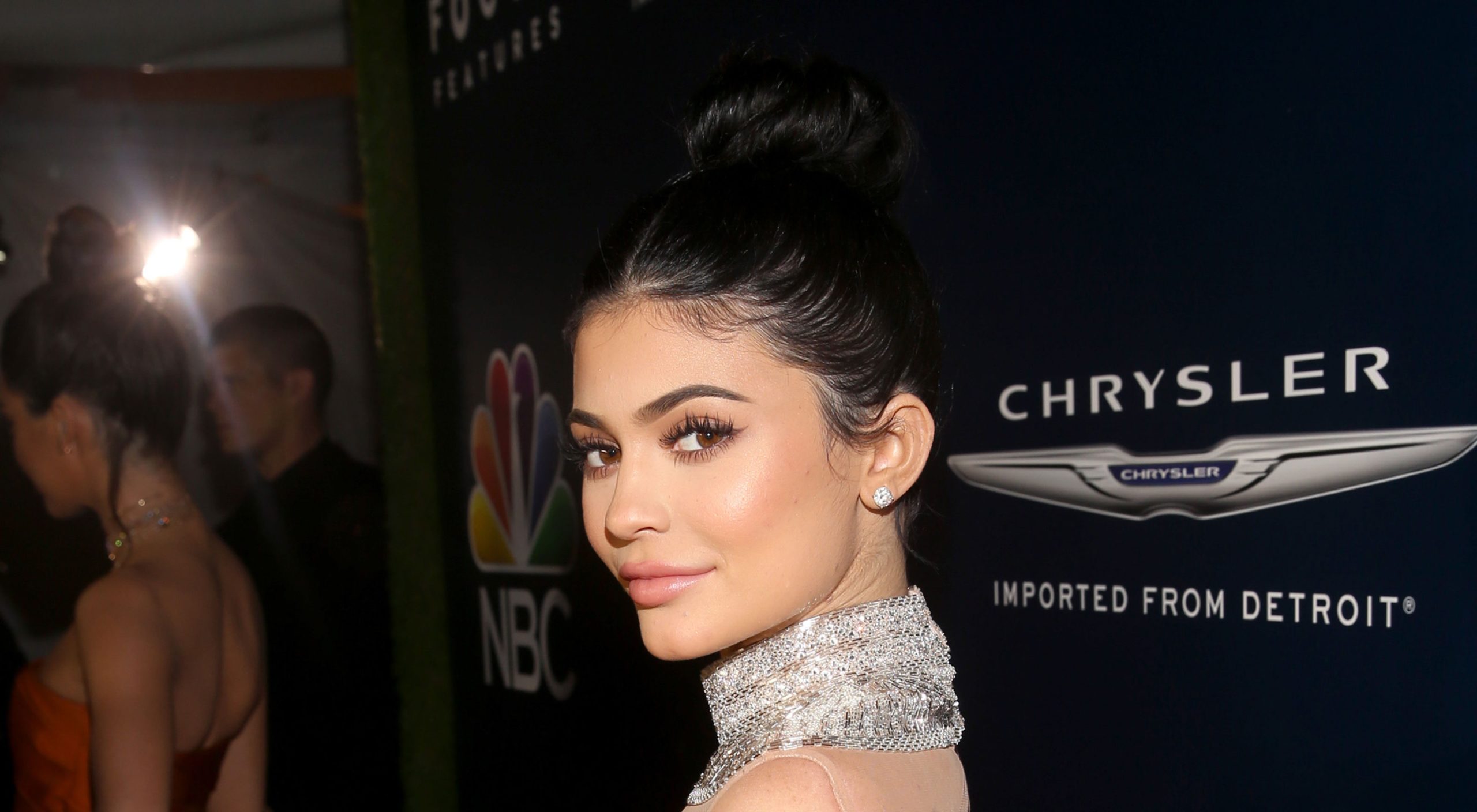 Kylie Jenner Showed Fans How Her Natural Lashes Compare to Falsies  — See the Photos