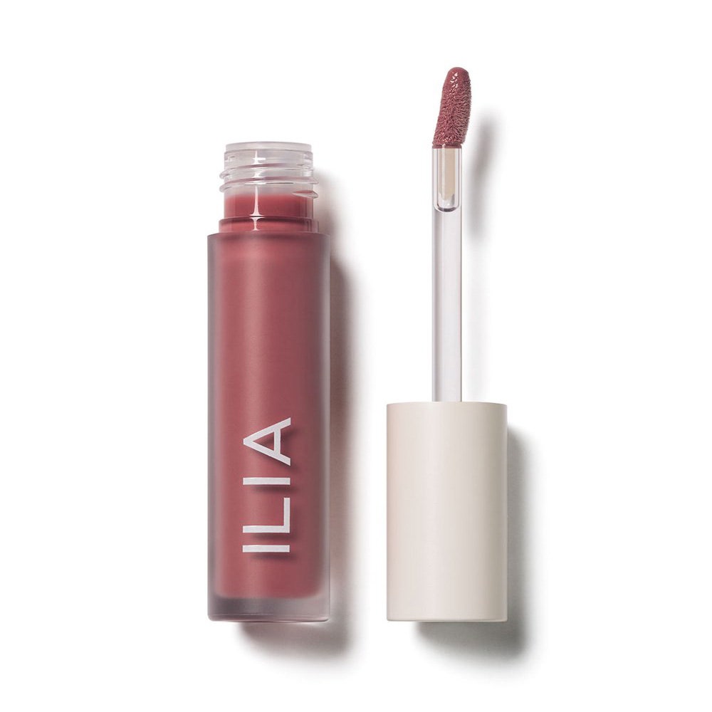 Ilia's Balmy Gloss Tinted Lip Oil Made My Lips Look Plush | Review