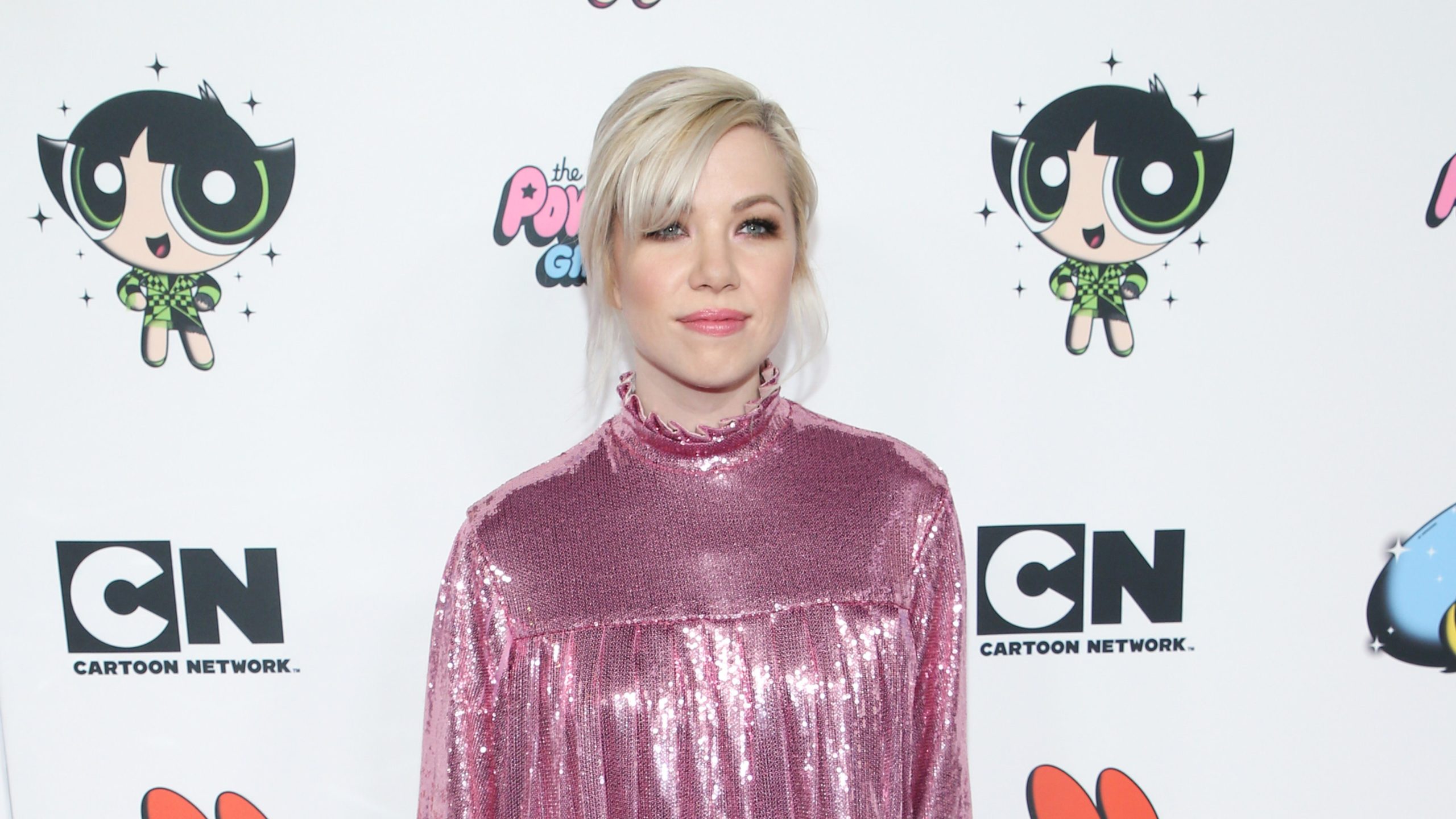 Carly Rae Jepsen Just Dyed Her Hair Pink