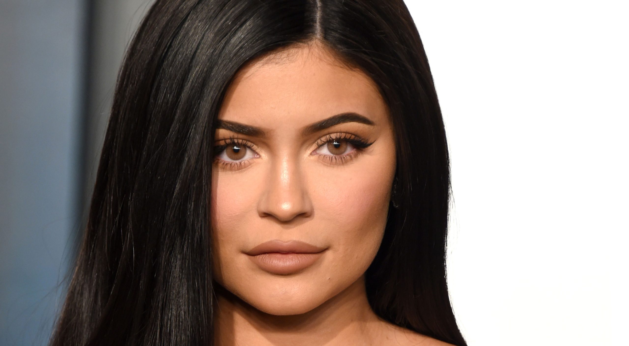 Kylie Jenner Debuts Neon Yellow Winged Eyeliner — See the Photos