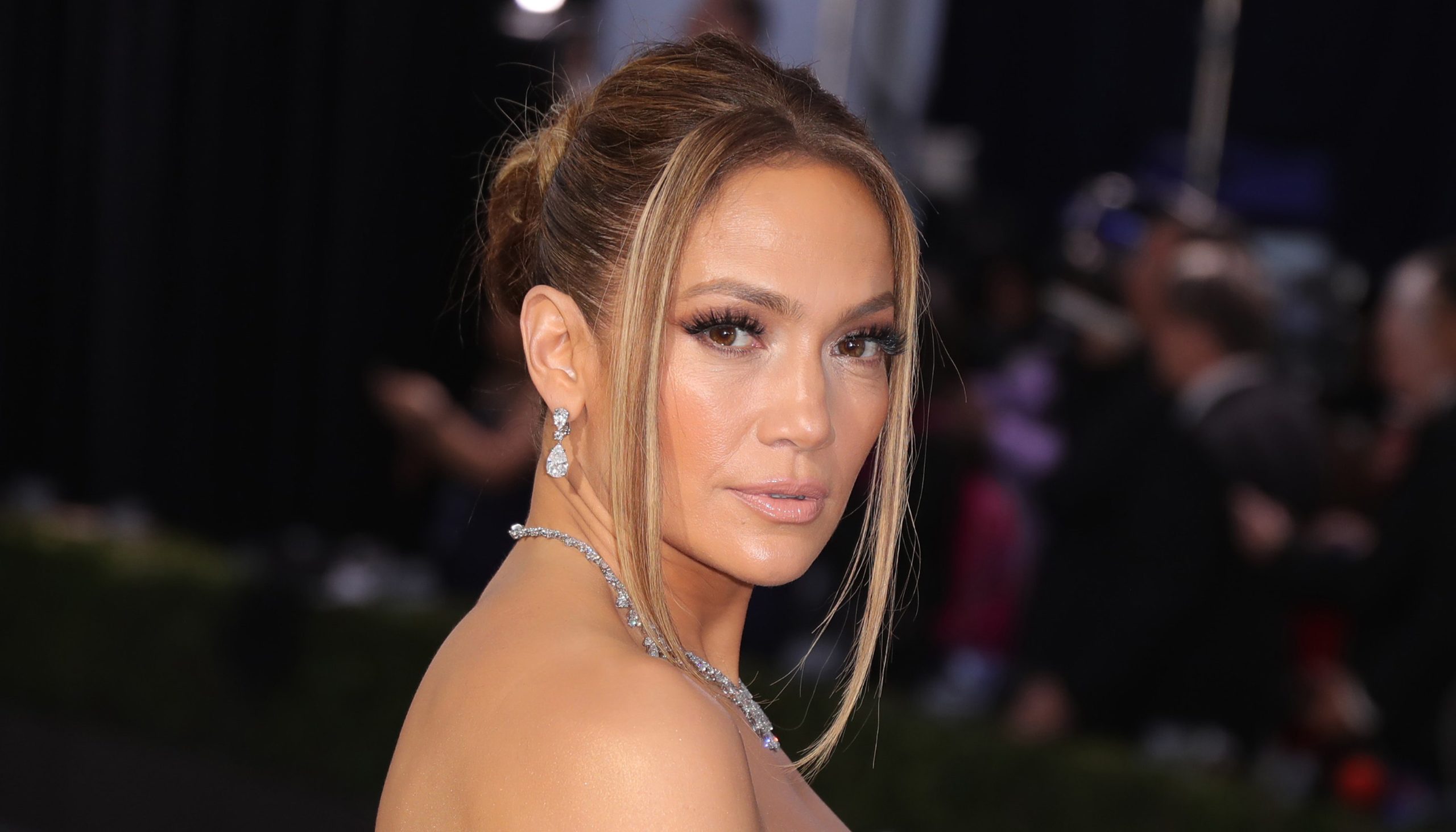 Jennifer Lopez's New Hair Extensions Might Be Her Longest Ever