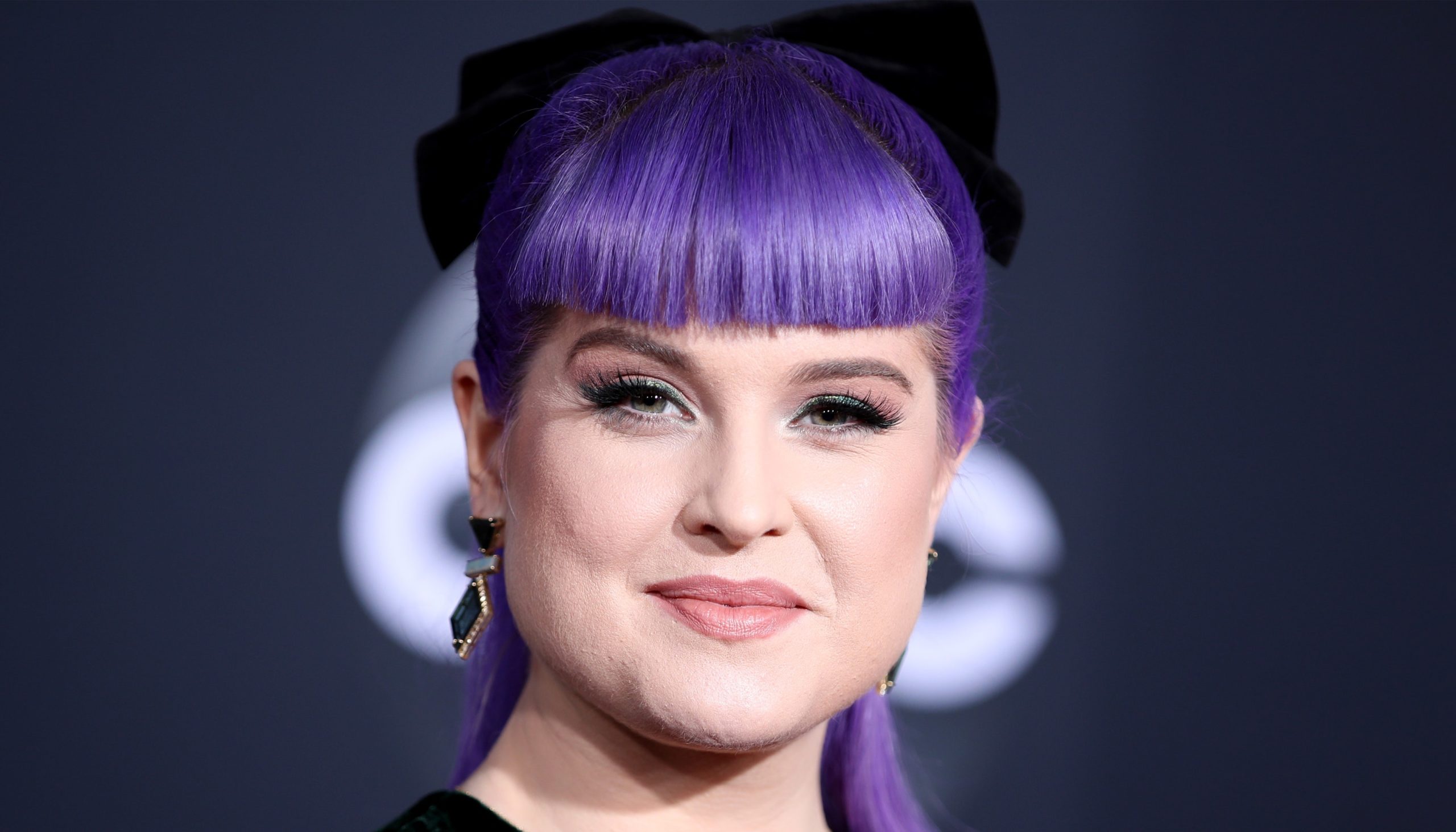 Kelly Osbourne Shares Super Painful Tattoo Removal Video