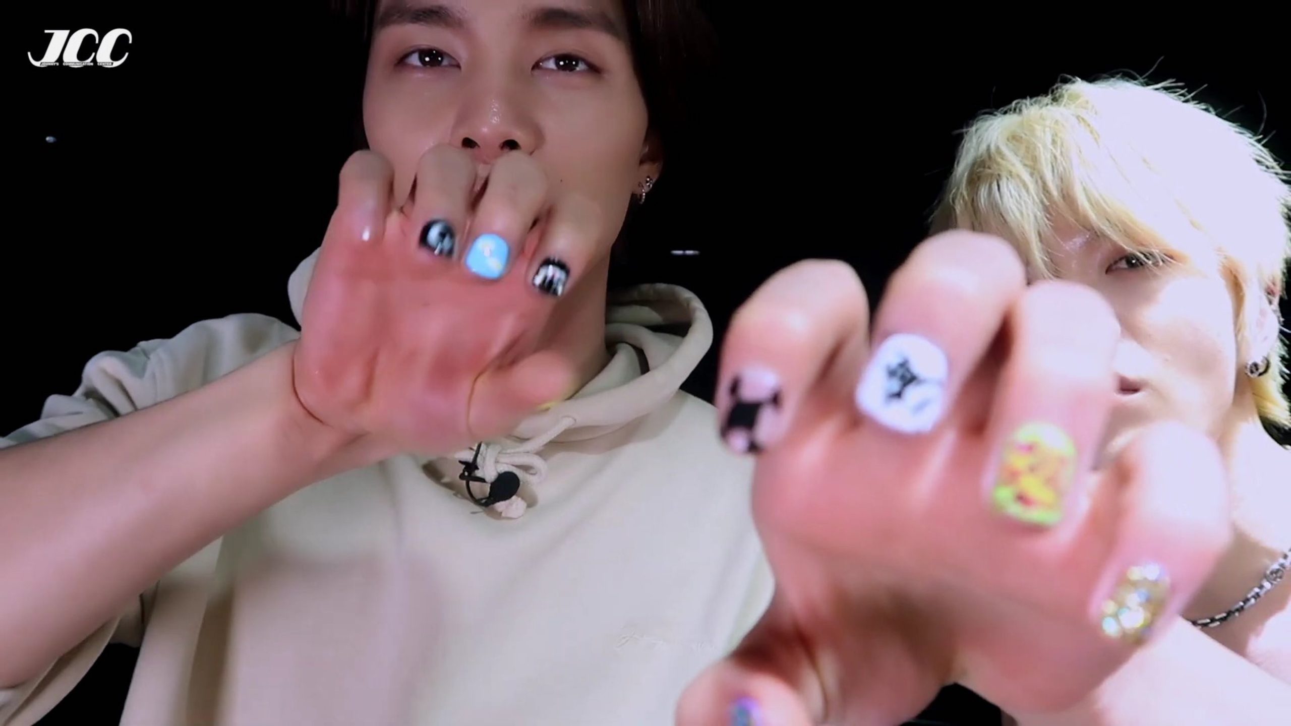 Watching These K-Pop Stars Get Their Nails Done For the First Time Just Made My Day