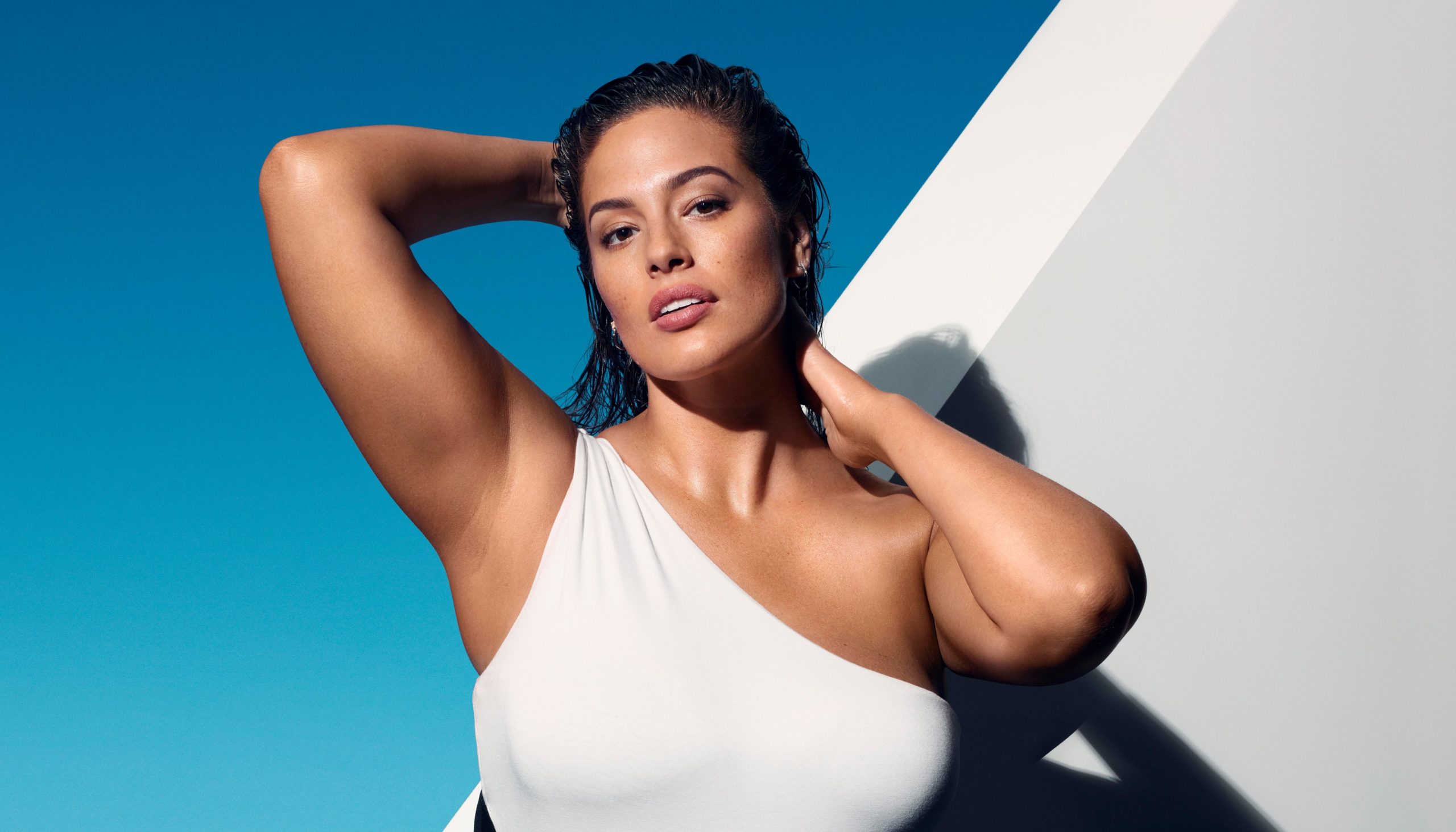 Ashley Graham and St. Tropez Collaborated on the Easiest-to-Use Self-Tanner Ever