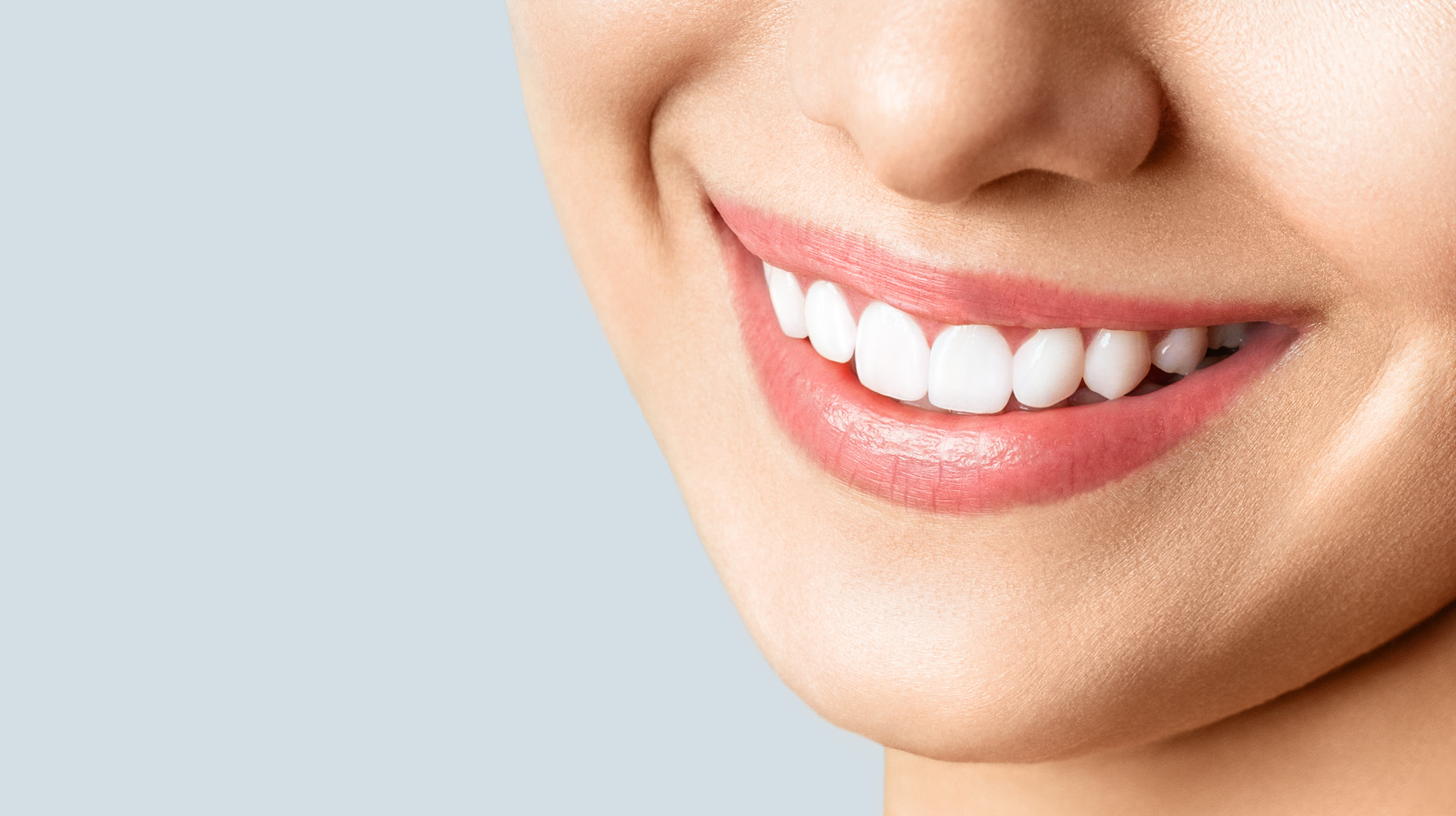 When You Use A Whitening Treatment Every Day, This Is What Happens To Your Teeth
